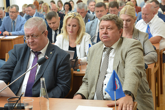 Воронежским семьям резервистов, заключивших контракт с Министерством обороны, будут предоставляться льготы в школах и детских садах