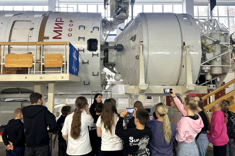 Дети из семей участников СВО Ивановской области посетили Центр подготовки космонавтов имени Гагарина