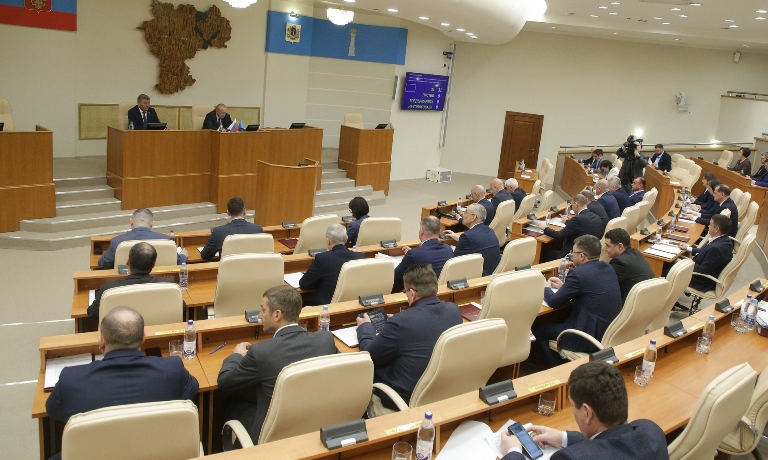 Депутаты Законодательного Собрания Ульяновской области расширили полномочия комитета по госстроительству Депутаты Законодательного Собрания Ульяновской области расширили полномочия комитета по госстроительству