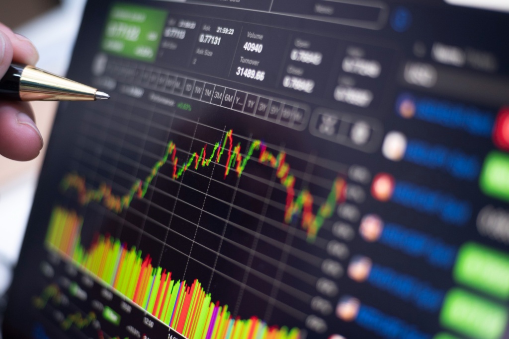 Петербургская товарно-сырьевая биржа получила новое название