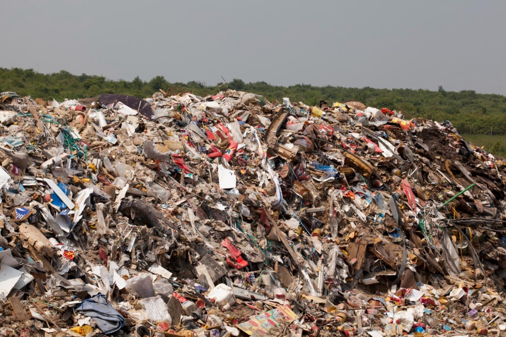 В Казани бьют тревогу из-за мусора