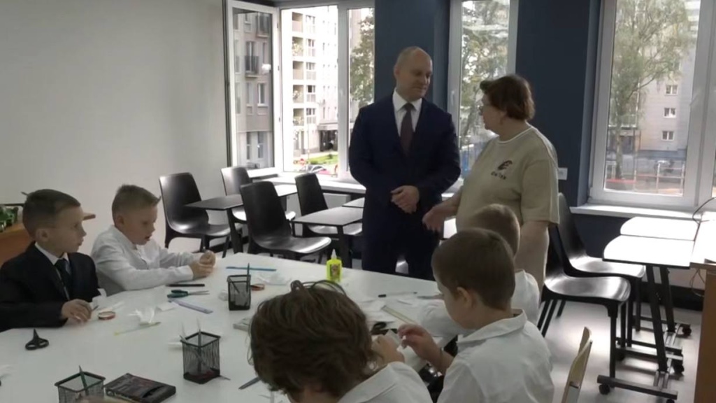 Максим Красноцветов оценил новый корпус «ТЕХНОПОЛИС «ЮнАрмеец» в Пушкино Максим Красноцветов оценил новый корпус «ТЕХНОПОЛИС «ЮнАрмеец» в Пушкино
