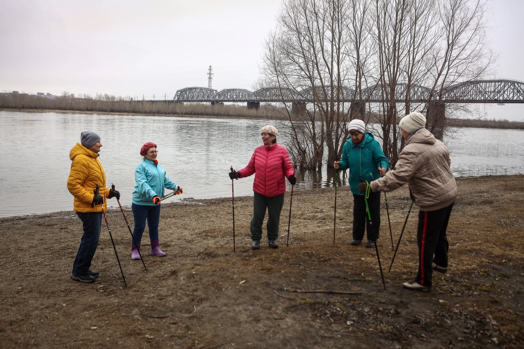 Жители Новосибирска выбирают проект реконструкции набережной с речным трамвайчиком в Кировском районе