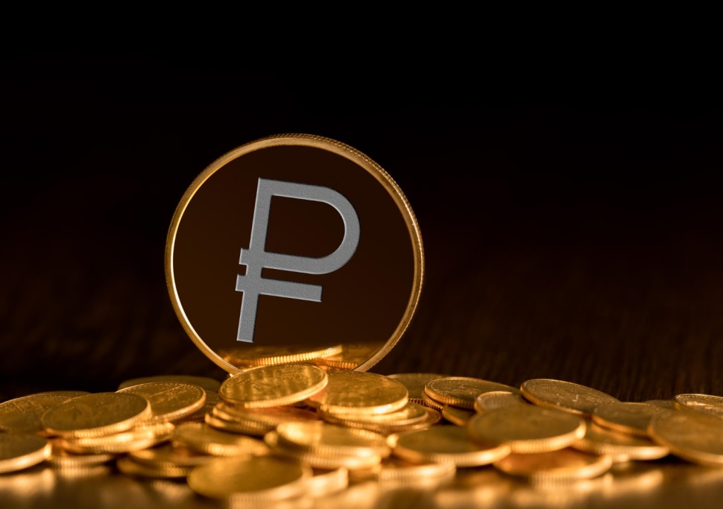 Минфин снова начнет продавать валюту и золото