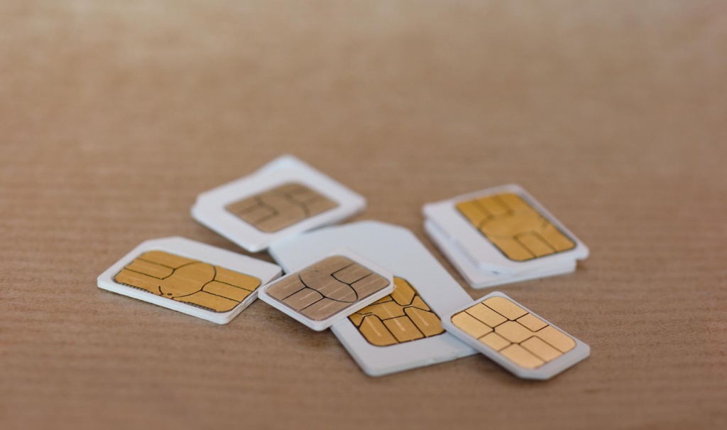 В Петербурге пресекли канал мошенничества: задержан мужчина с SIM‑картами и наркотиками В Петербурге пресекли канал мошенничества: задержан мужчина с SIM‑картами и наркотиками