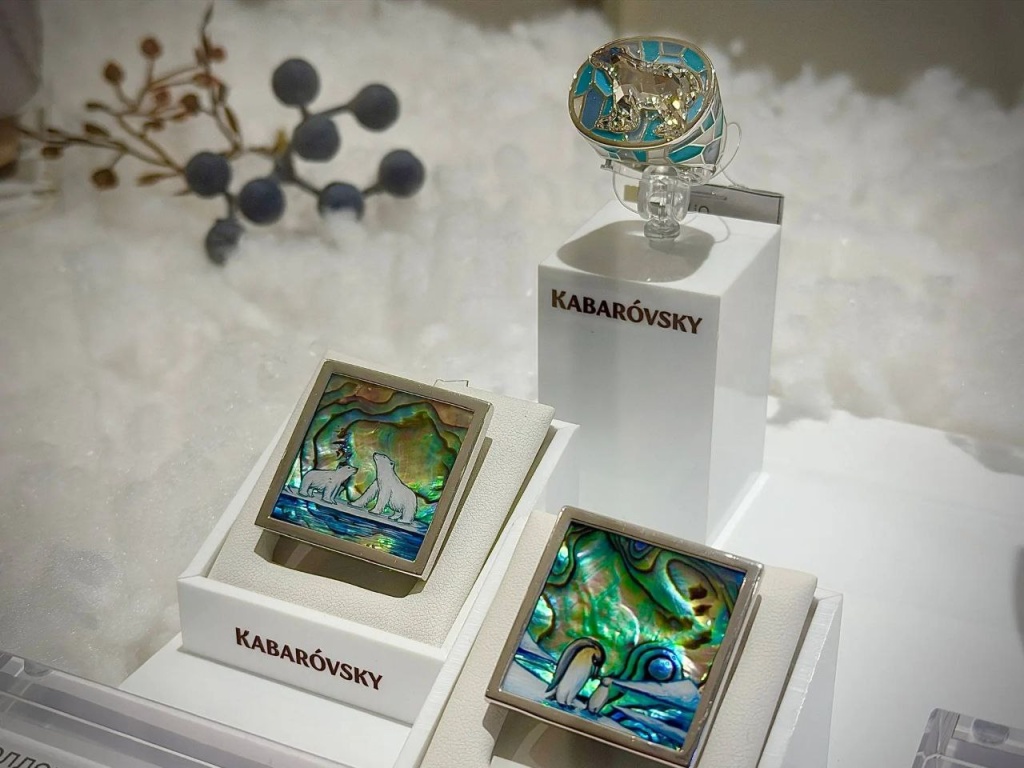 Ювелирная сказка Костромы: как Снегурочка и мастера-ювелиры покоряют три столицы России