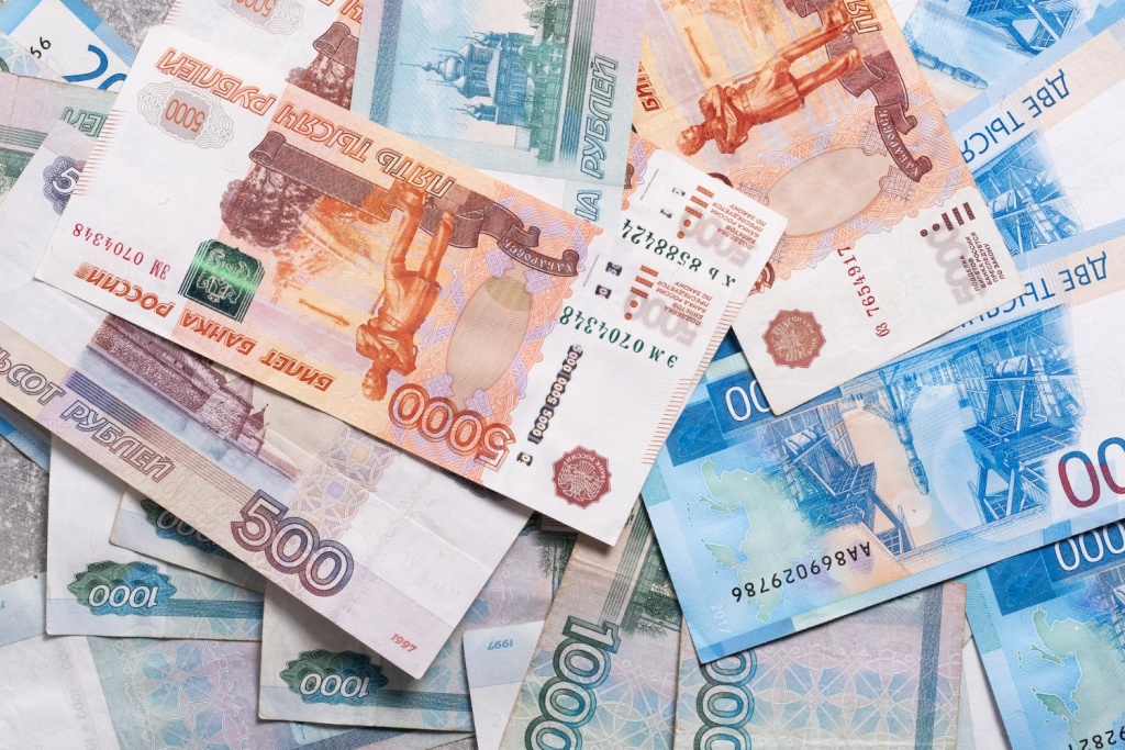 Работодателей будут штрафовать за незаконное лишение премий